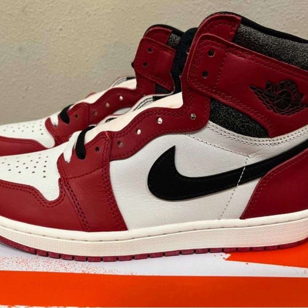 Sz 10 Brand New Air Jordan 1 Retro High OG 'Lost And Found' Chicago DZ5485-612 - Picture 5 of 5